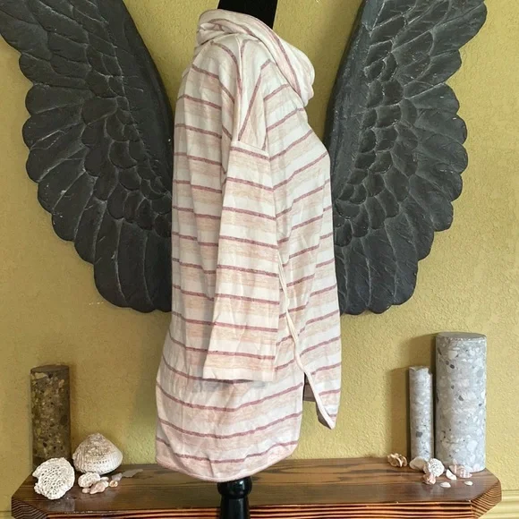 Lou & Grey Oversized Striped Cowl Neck 3/4 Sleeve Shirt - Picture 7 of 10